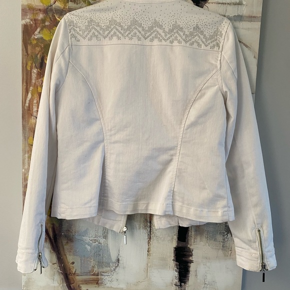 Beautiful ladies jacket size Medium - Picture 3 of 3